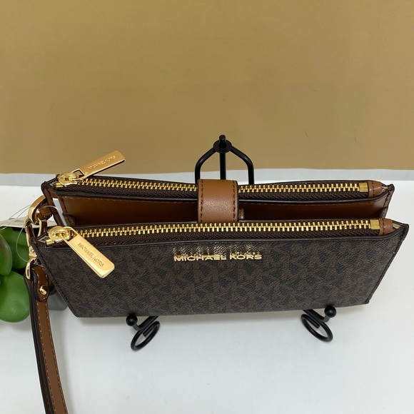 Michael kors wallet - Picture 3 of 9